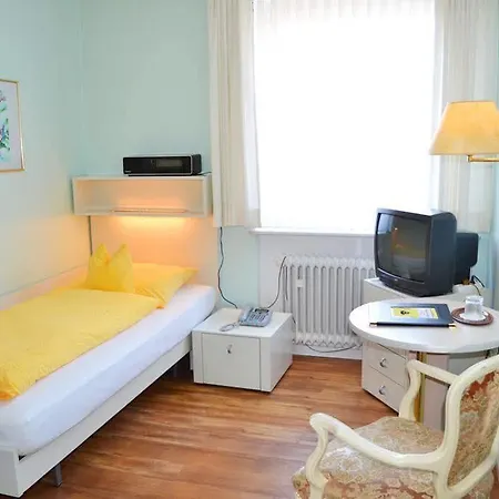 Am Kurpark Guest house 3*